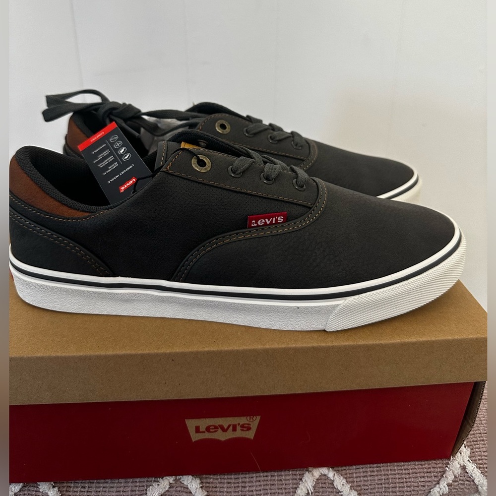 Levi’s comfort insole Ethan shoes, charcoal/tan 8.5